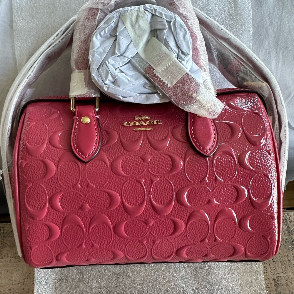 New Coach Mini Rowan Crossbody Embossed Leather Strawberry Haze
